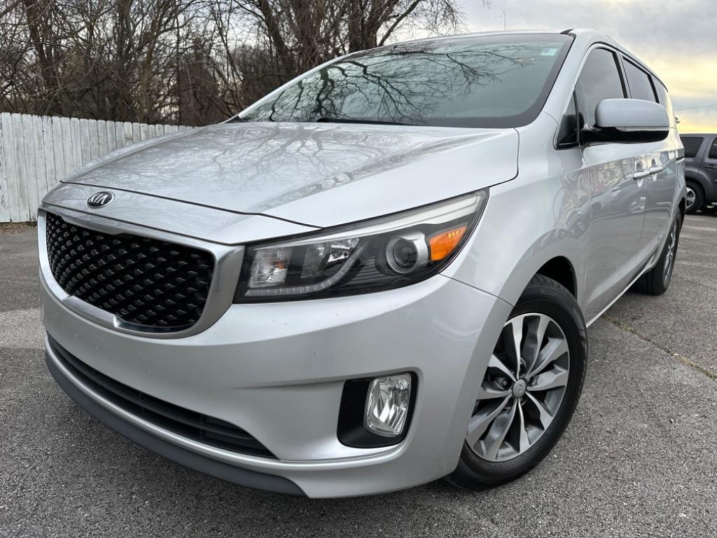 2016 Kia Sedona SX's photo