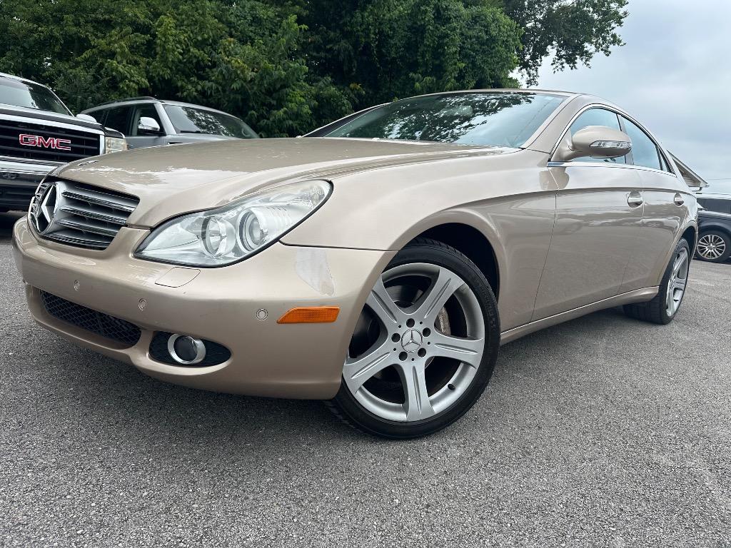 2006 Mercedes-Benz CLS-Class CLS500's photo