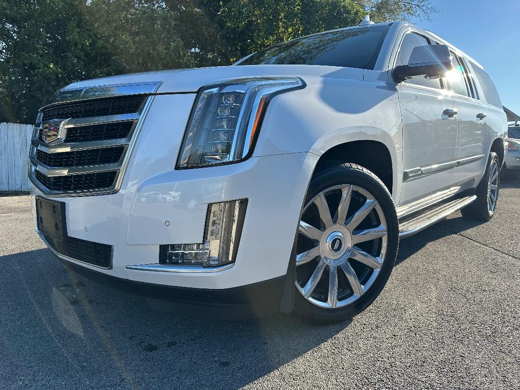 2016 Cadillac Escalade ESV Premium's photo